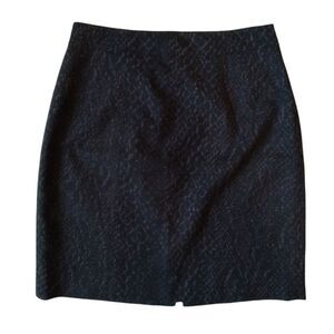 Tahari Black and Tan Madie Snake Skin Print Edgy Chic Above Knee Pencil Skirt
